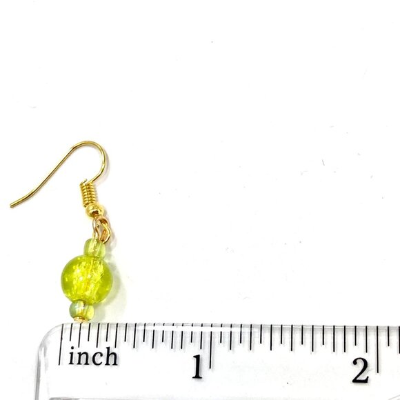 Murano Style Art Glass Bead Earrings Lime Green Gold Plated Crackled Glass Balls - Picture 7 of 8